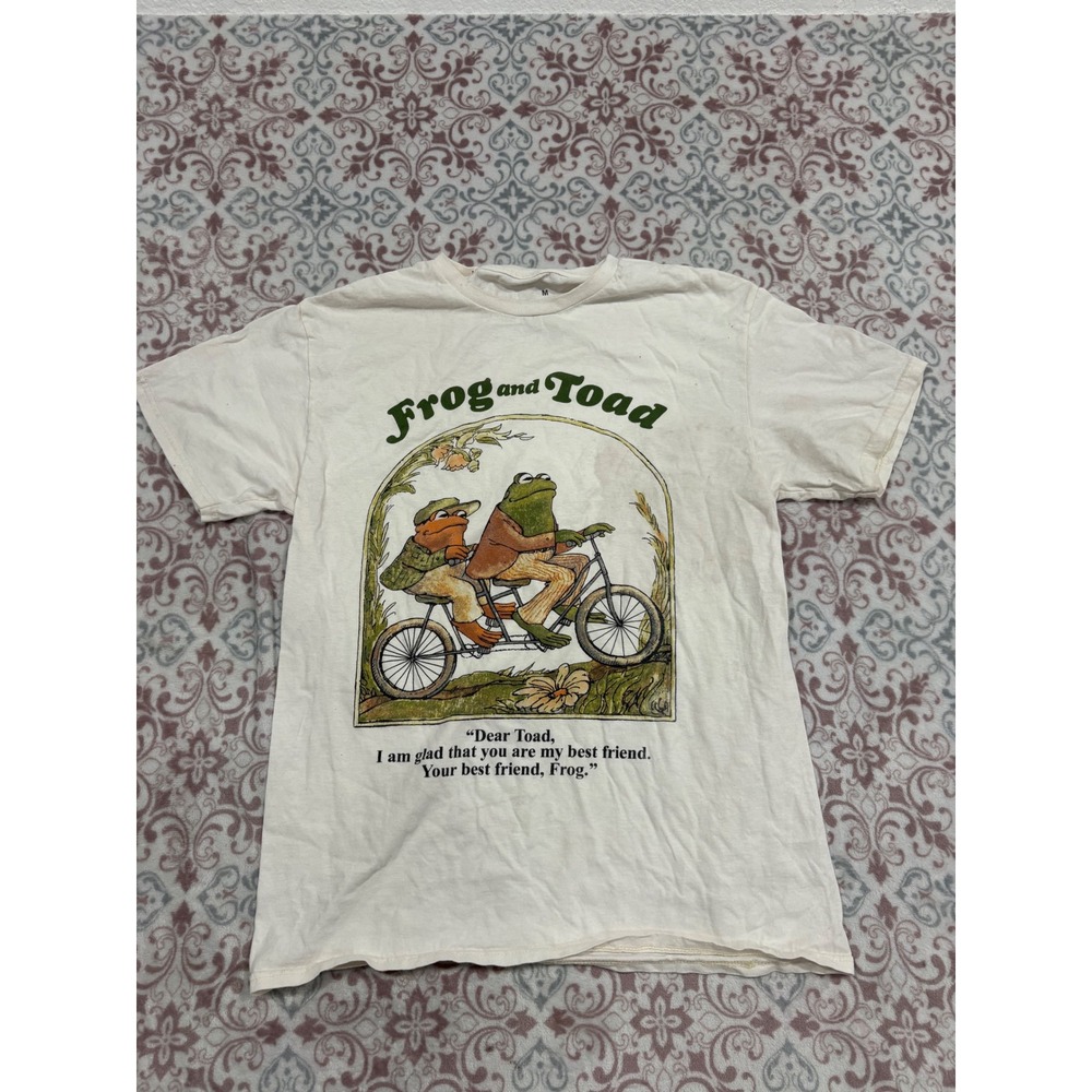 Frog and Toad Together Best Friend Tandem Bike Graphic T-Shirt Cream Mens Medium